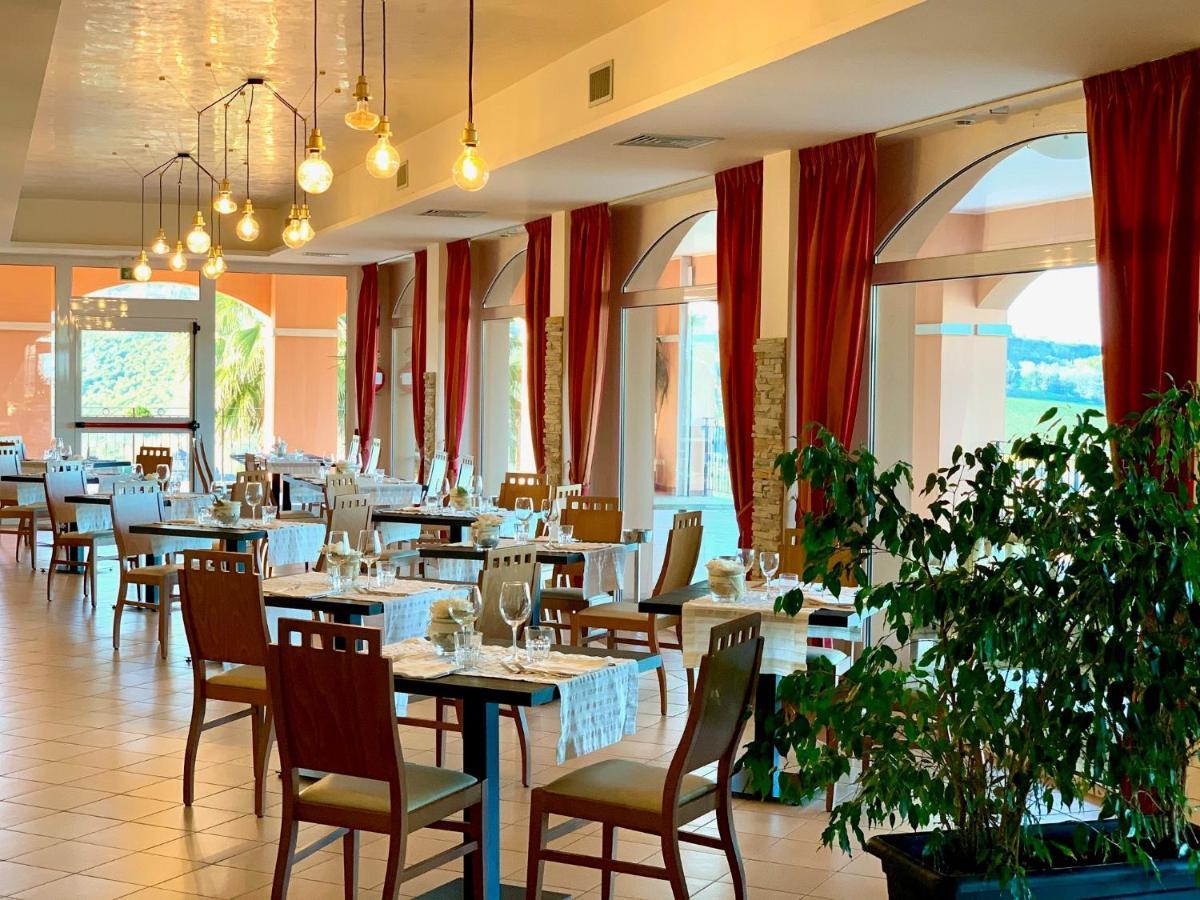 Villa Susanna Degli Ulivi - Resort&Spa Colonnella Esterno foto
