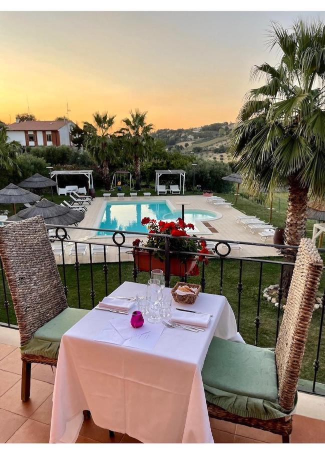 Villa Susanna Degli Ulivi - Resort&Spa Colonnella Esterno foto