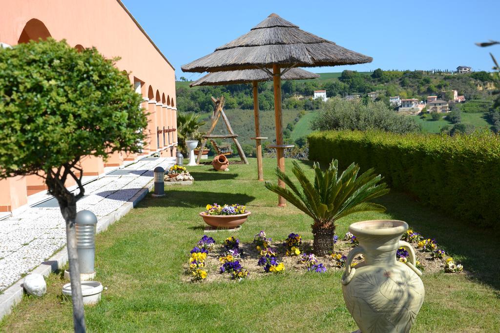Villa Susanna Degli Ulivi - Resort&Spa Colonnella Esterno foto
