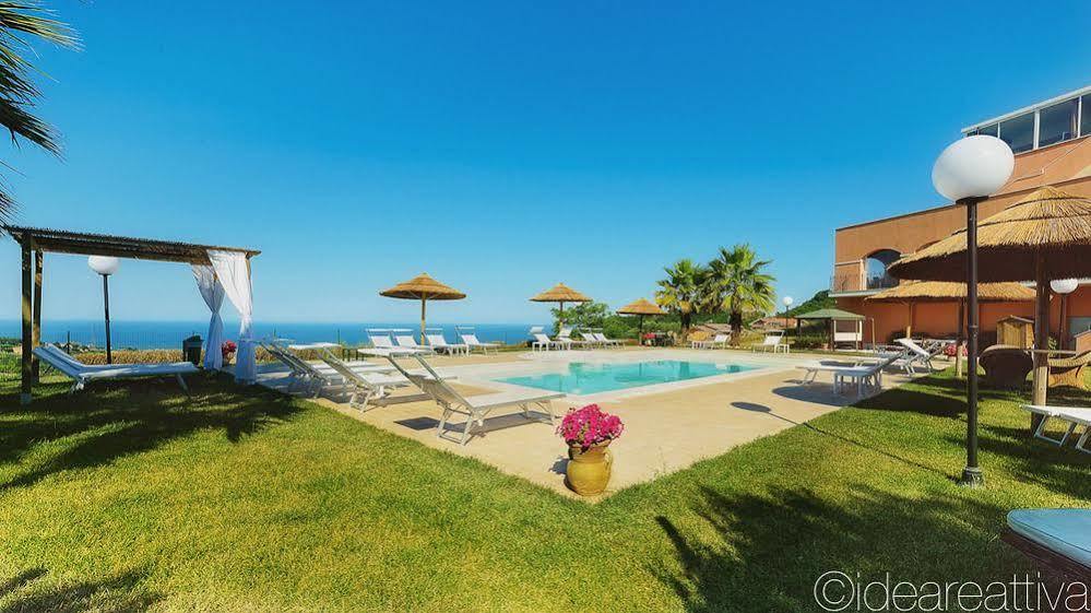 Villa Susanna Degli Ulivi - Resort&Spa Colonnella Esterno foto